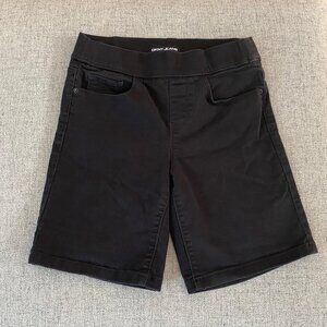 Women's DKNY Jeans Pull On Comfort Stretch Black Denim Bermuda Shorts, XS